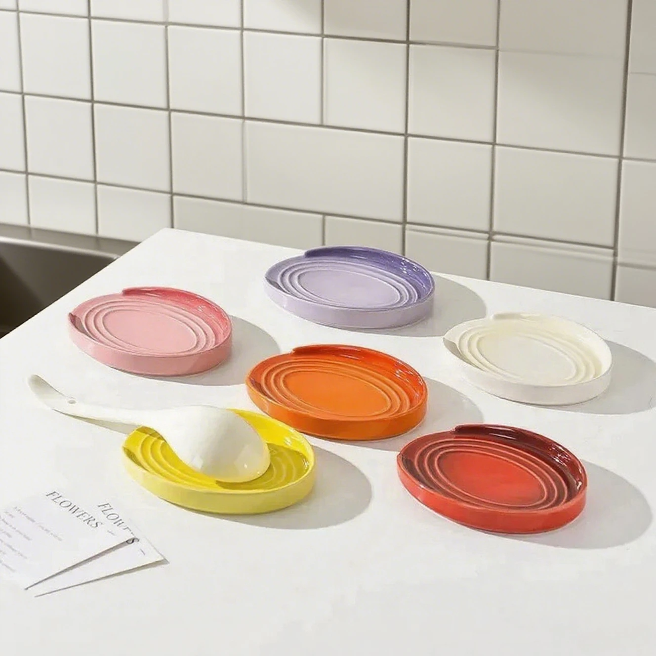 15cm磁器製スプーンレスト、キッチンカウンター調理器具オー - Kitchen Helper Gadgets のレビューと価格